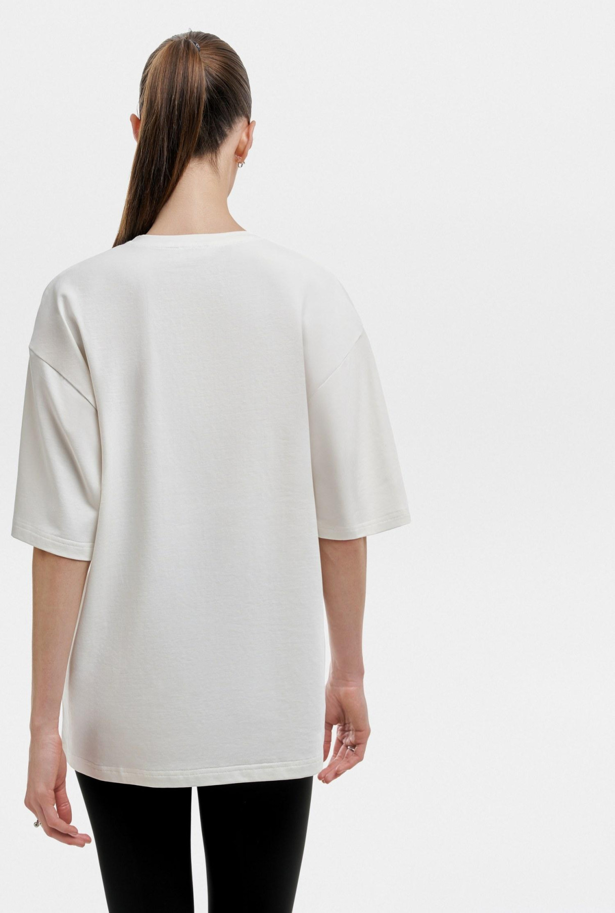 Базовая футболка oversize молочного цвета фото 2