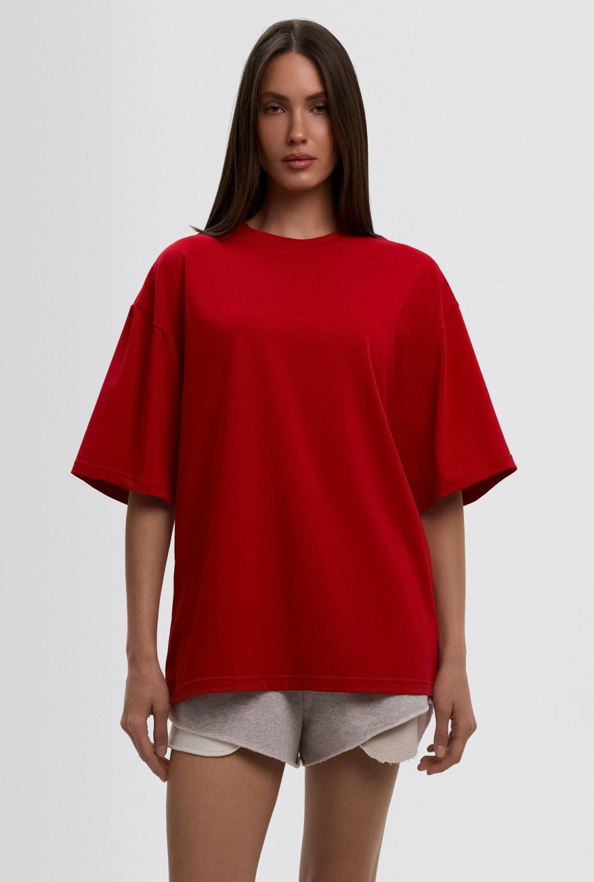 Базовая футболка oversize красного цвета фото 1